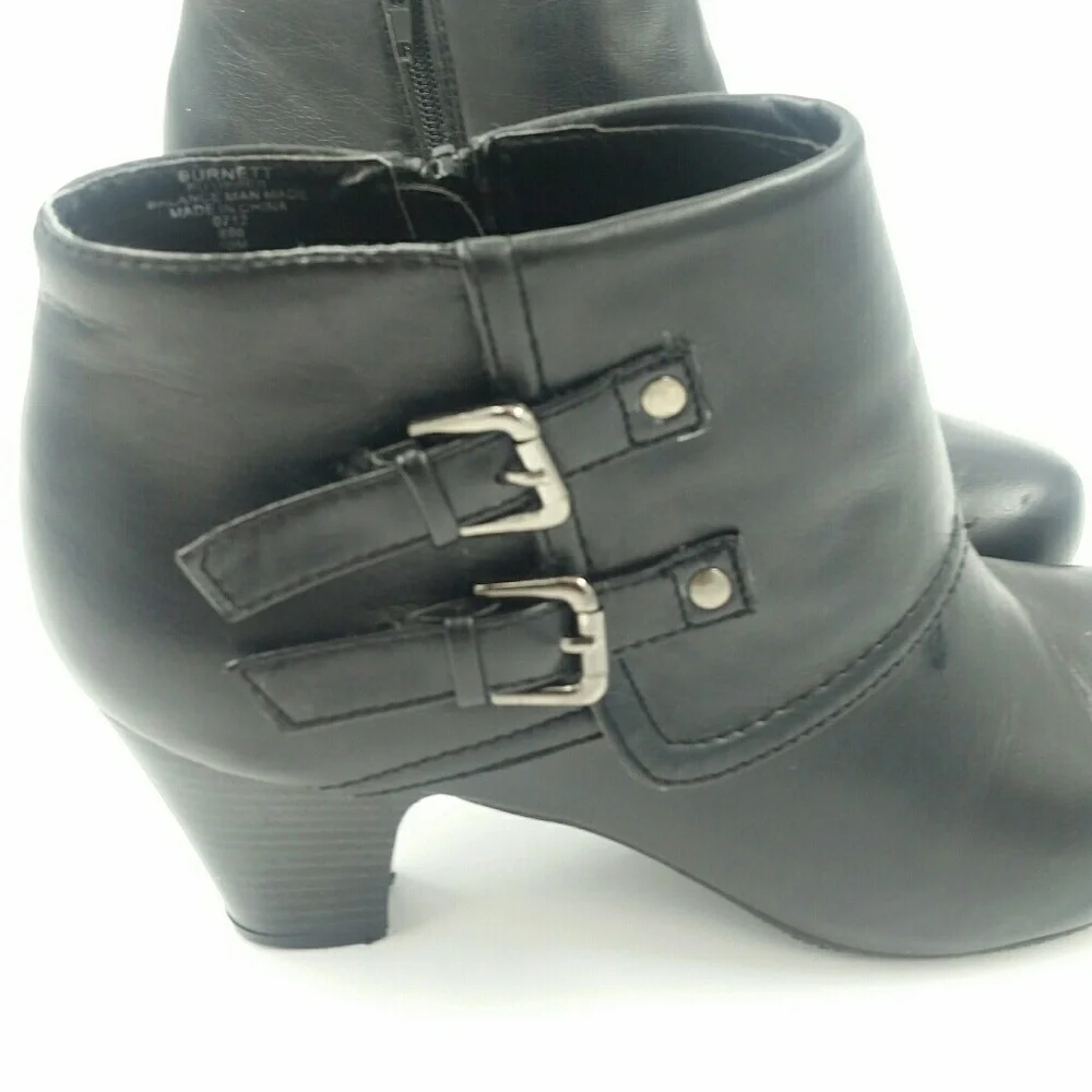 Burnett Heeled Black Booty - Picture 5 of 7